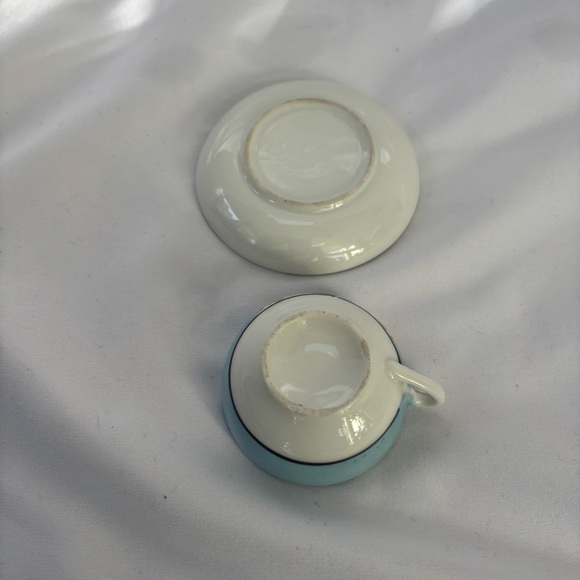 Vintage Mini Floral Teacup and Saucer Set - Picture 3 of 4